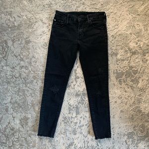 Black ripped skinny jeans